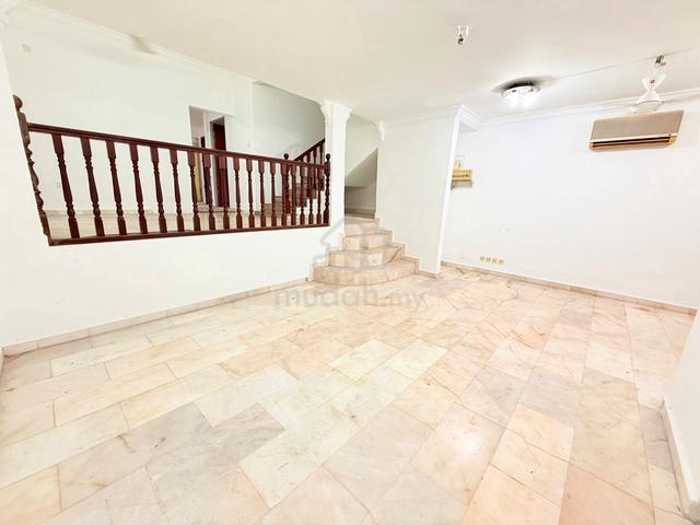 Mount Austin Double Storey Gated Guarded Renovated Mutiara Emas 1