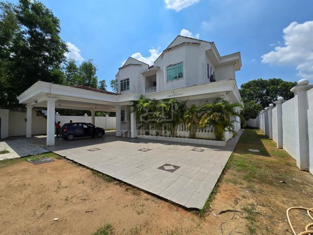 Dekat Tasik Rekreasi 2 Storey Bungalow Bandar Tasik Kesuma Semenyih 1