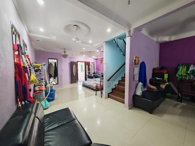 END LOT💥18x70💥Taman Sungai Besi Indah Seri Kembangan, 2 Storey 1