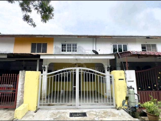 FACING OPEN! Double Storey. Saujana Impian, Kajang 1