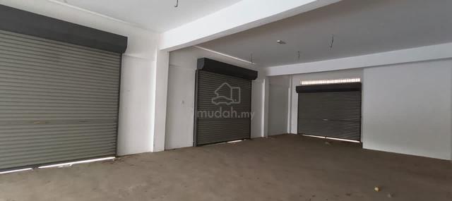 End Lot Salak Perdana 3 Storey Shoplots BIG SIZE 22x70 5