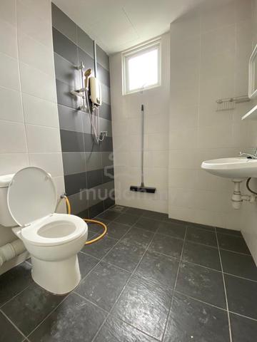 Single Room for Rent @ The H20, Jelutong. 2