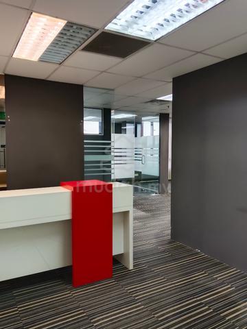 [LRT CONNECTED] 1,175 SF Corner Office @ PJ Tower, Amcorp Trade Cent 1