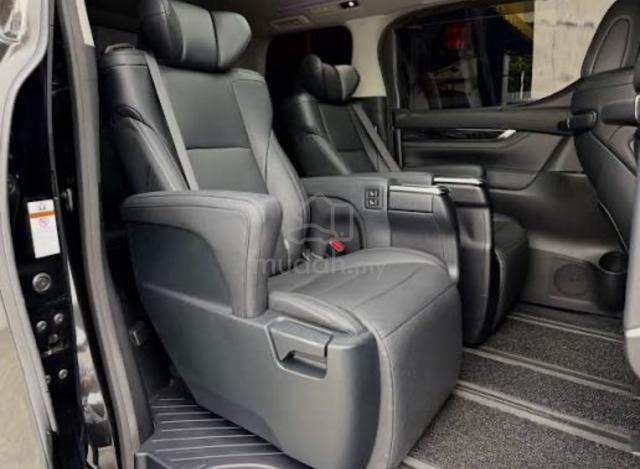 2018 Toyota VELLFIRE 2.5 ZG DBA-AGH30W (A) - 2