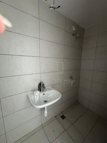 MARC Residences 5