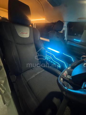 2012 Toyota HIACE 2.7 TRH203R FACELIFT (M) - 4