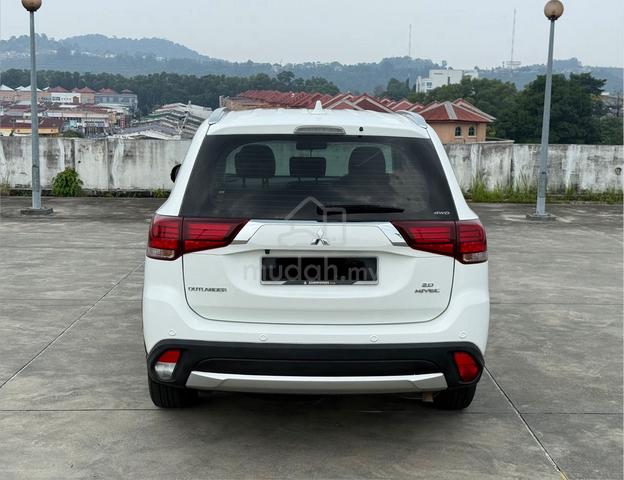 2019 Mitsubishi OUTLANDER 2.0 2.0 4WD (A)F.SRV.REC - 4