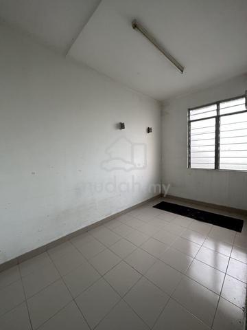 Desa Mentari 4