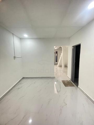 Taman Makmur Kulai,Double Storey,Low Cost,Fully Extended,Full Loan 1