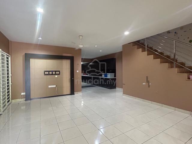 Corner Terrace/Double storey/Taman Makhota/Bundusan 1