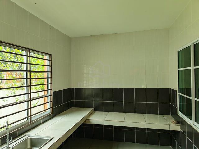 Double-Storey House @ Uni Garden, Merdang Gayam @ Kota Samarahan 1