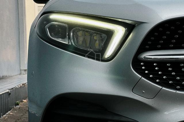 MERCEDES BENZ A250 AMG Line - 3