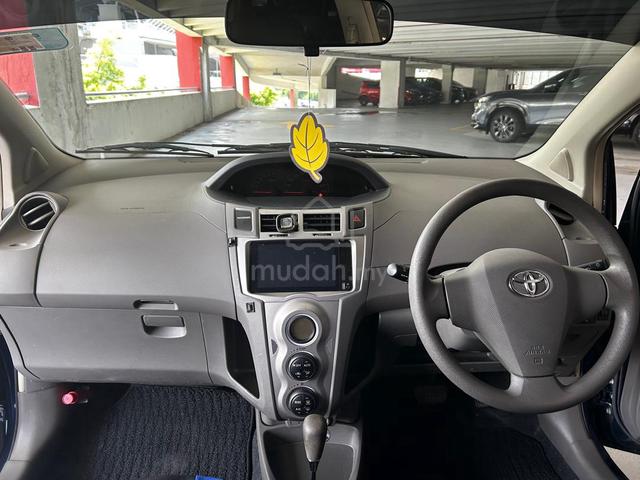 1999 Toyota VITZ B 1.0 (A) - 4