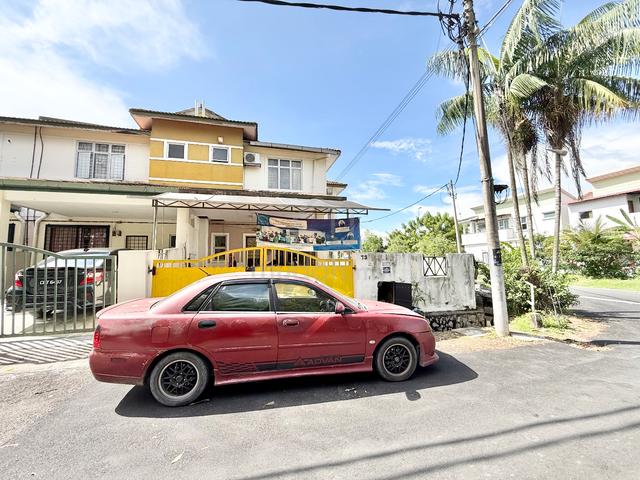 FACING OPEN! CORNER LOT 2 Storey Taman Emas, Dengkil 1