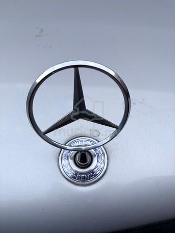 1995 Mercedes Benz 220E 2.2 (A) - 2