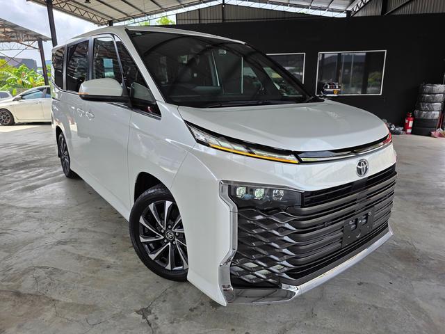 2023 Toyota VOXY 2.0 SZ LOW MILEAGE - 1