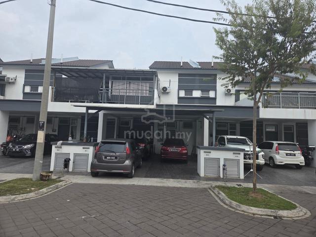 [GROUND FLOOR & RENOVATED] Townhouse KITA Bayu, Cybersouth Dengkil 1