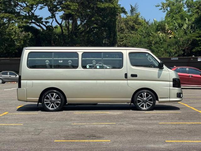 2011 Nissan URVAN 3.0 WINDOW VAN (M) - 5