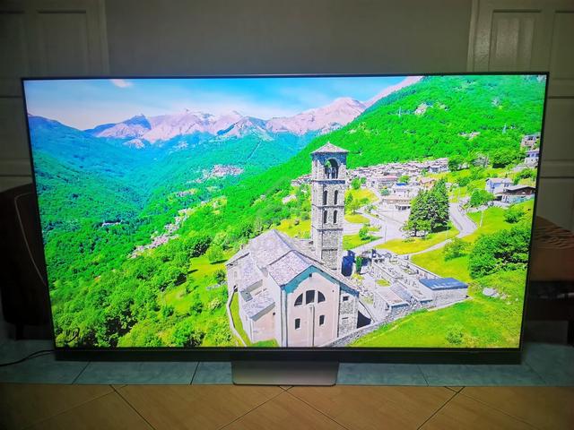 Samsung NEO QLED 75inch Smart Tv UHD 4K HDR 120hz - photo 4 of 4