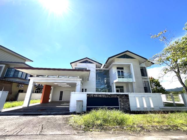Alamesra Desa Saujana | 2-Storey Boutique Bungalow | Gated Guarded 1