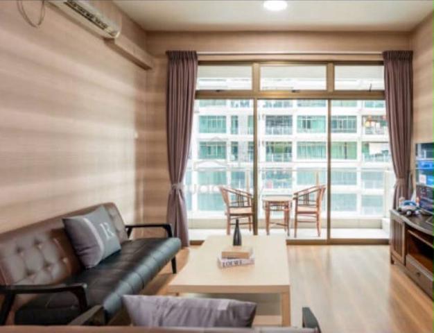 Parc Regency 1