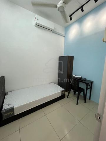 KU Suites Condo, Kota Kemuning, Single Room, Fully Furnish, Nice Room 1