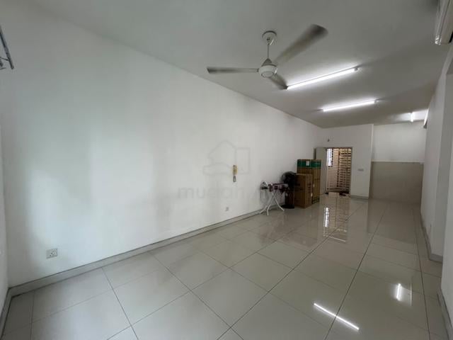 Savanna Executive Suite @ Southville City 1