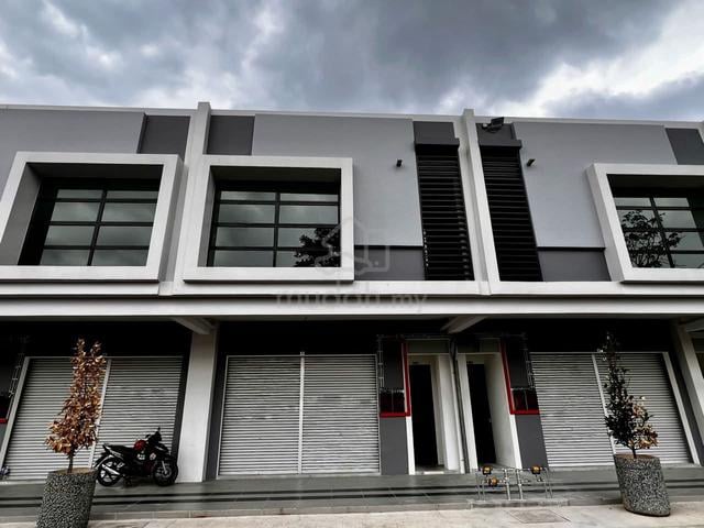 Brand New Shoplot For Rent｜Taman Desa Cemerlang｜Main Road Facing 1