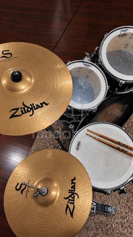 Tama Rhythm Mate with Zildjian S series Cymbals - photo 3 of 4