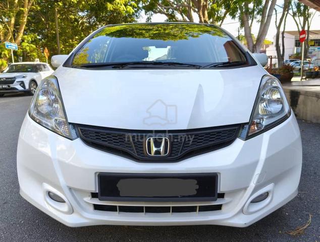 2013 Honda JAZZ 1.5 FACELIFT (A) - 3