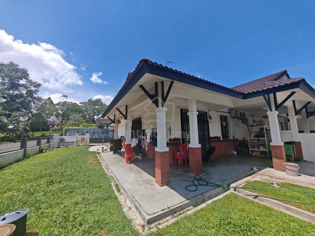 1 Storey Terrace House For Sale 1