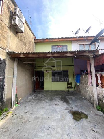 Rumah untuk dijual - Kluang 1