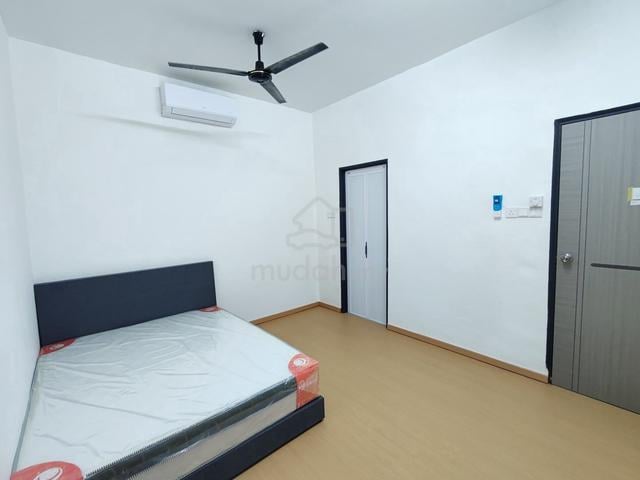 Room at Taman Sri Tebrau JB Town CIQ Rent 1
