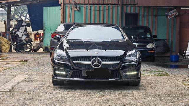 2011 Mercedes-Benz SLK200 AMG | Black  - 2