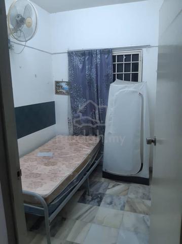 Small Room 1