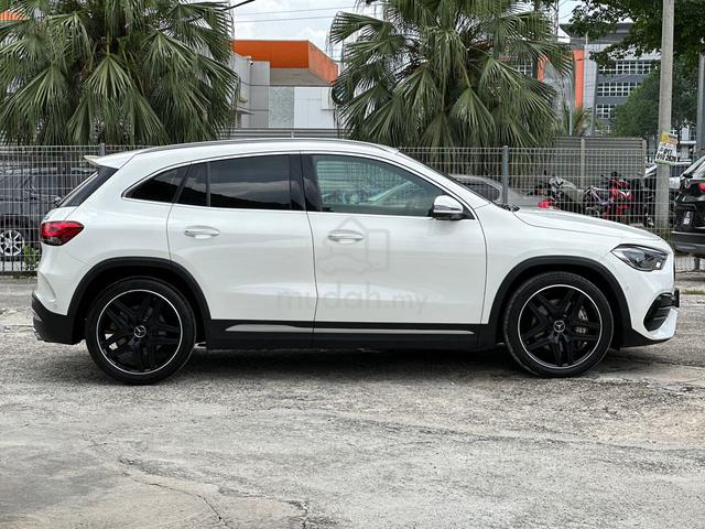 2022 Mercedes Benz GLA35 AMG 4MATIC 31K F/Service - 3