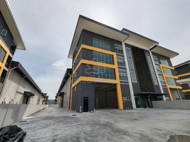Meru Industrial Park 3.5 Storey Semi D Factory For Sale 1