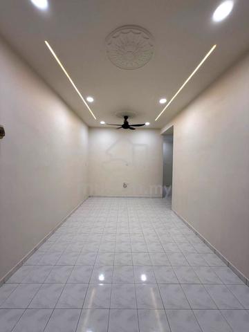 Ayer Hitam, 1"Tingkat 22x75 4Bilik Tidur, Unblock Full Loan Bumi Lot 1