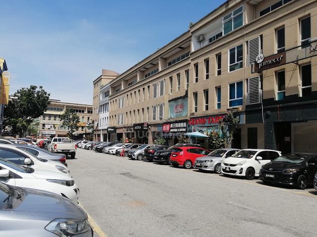 The Strand Kota Damansara: 3.5 Storeys of Prime Shop Office Space 1