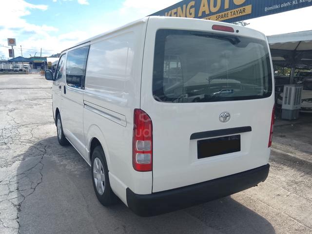 2015 Toyota HIACE 2.5 SEMI PANEL VAN (M) 1 OWNER - 3