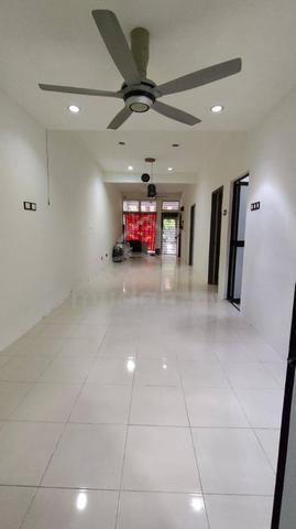 FACING OPEN RENOVATED SP7 Bandar Saujana Putra Single Storey 1