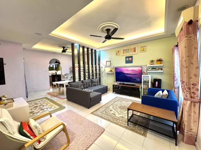 Teres 2 Tingkat, Taman Alam Indah, Seksyen 33 Shah Alam. Renovated. 1