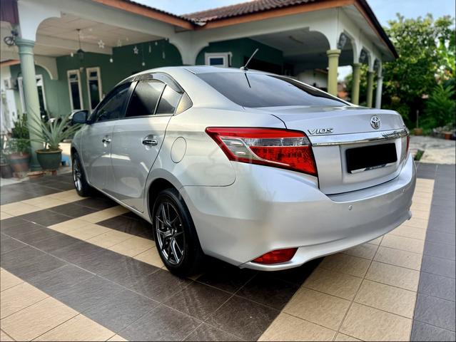 2015 Toyota VIOS 1.5 E NCP150R (A) - 4