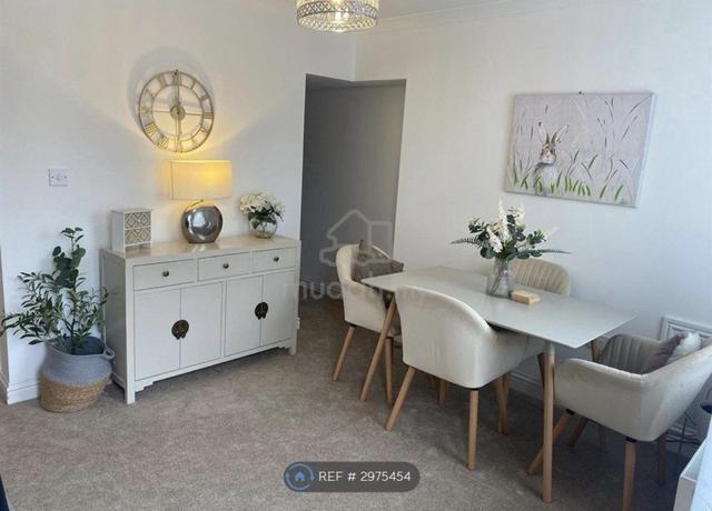 2bed terraced house for rent 1