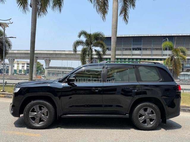 2013 Toyota LANDCRUISER 4.6 ZX URJ202W FL BODYKIT - 2