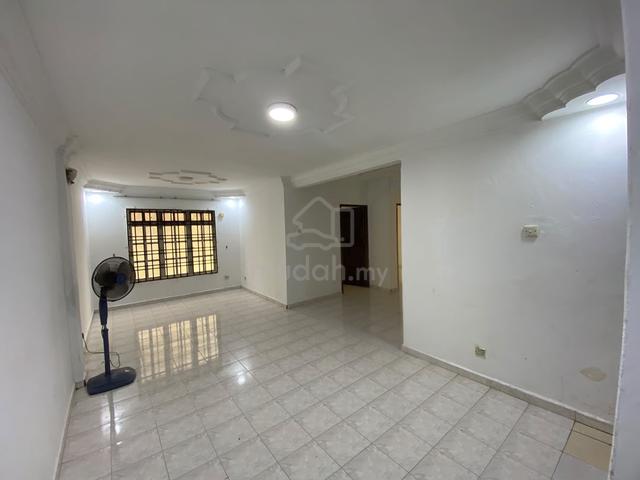Rumah Pangsa Permas Jaya 1