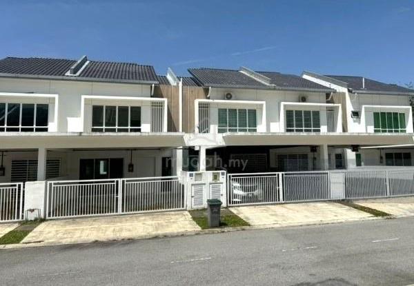 Hijayu 3C Fellona Siliau Bandar Sri Sendayan Double Storey House 22x80 1