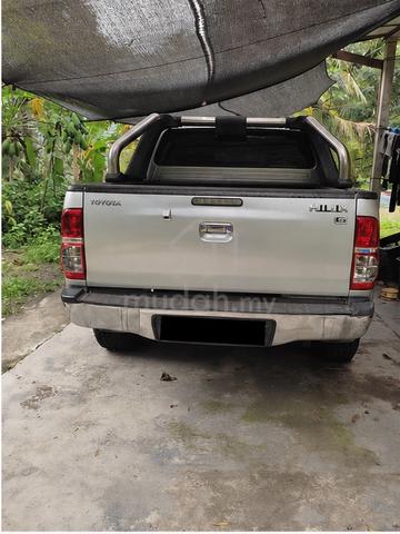 【Selling Cheap】2013 Toyota Hilux 2.5 Auto Tip-Top - 2