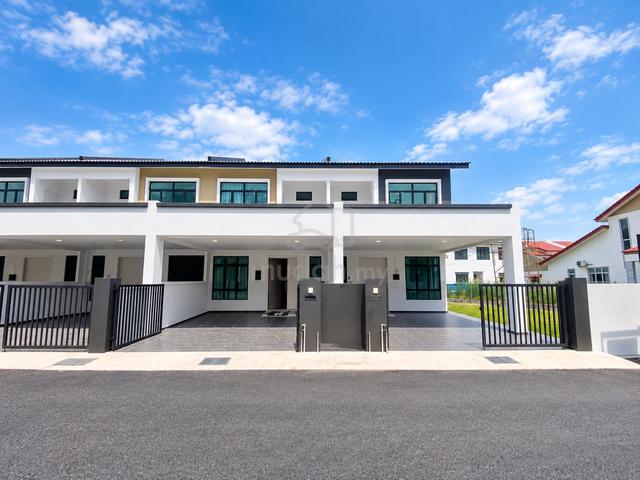 FREE IPhone📲 CashBack🔥 FREEHOLD 2 Storey in Tanjung Minyak, Cheng 1
