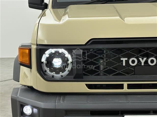 2023 Toyota Land Cruiser 70 Ax / 0%/classic design - 5